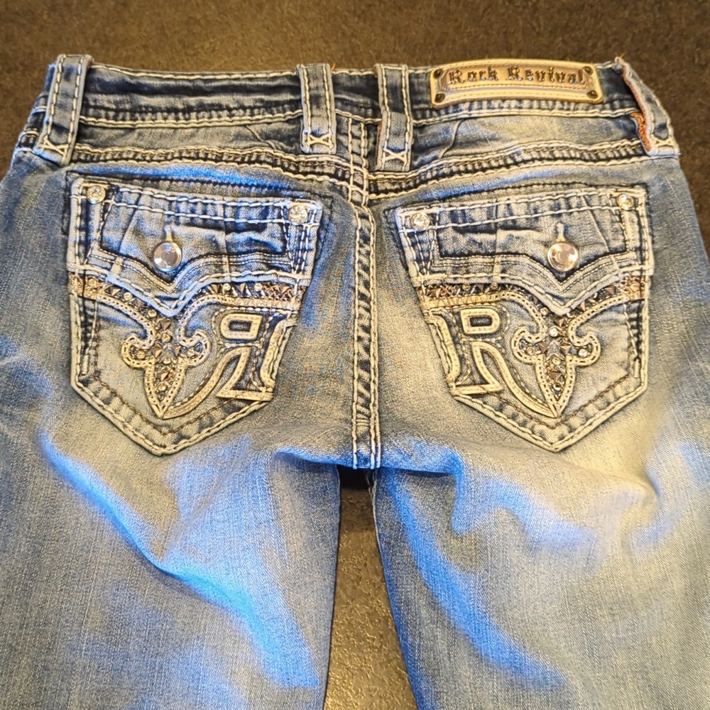 Rock Revival Sundee Jeans - Picture 2 of 15